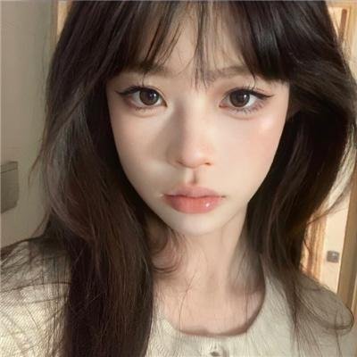 我们恋爱吧第一季 在线观看封面